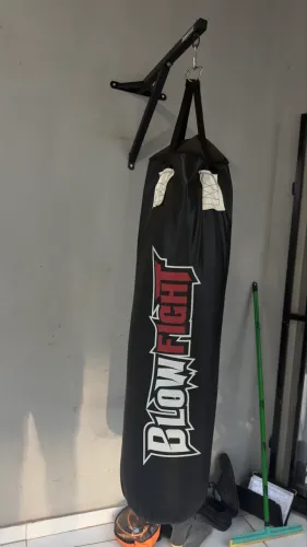 Saco de pancada cheio + suporte