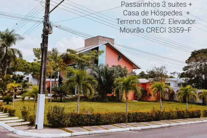 Passarinhos, Duplex 450m2 com 3 suítes + Casa de Hóspedes + Terreno. Esquina. Elevador. Sã
