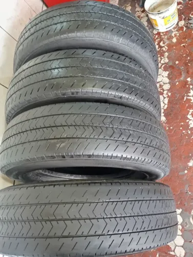 Pneus austone ref 225 75 16 carga RS 1500 os 4