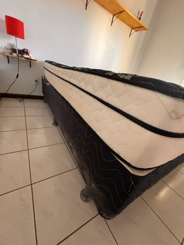 Colchão King Size - Bem Conservado