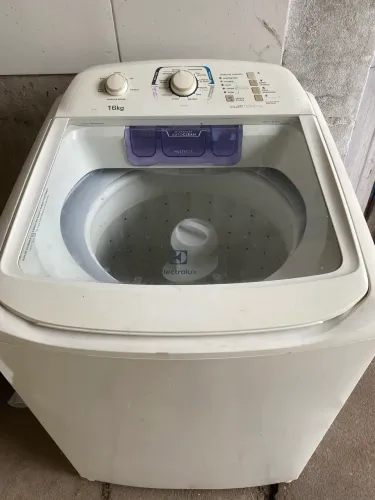Máquina de lavar 16kg Electrolux 