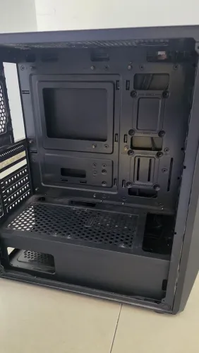 Gabinete computador 