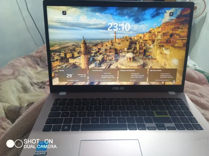 Notebook novo nunca usado