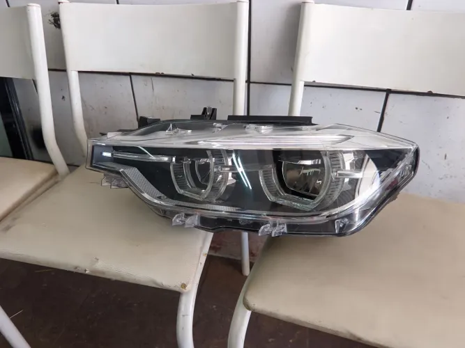 Farol BMW série 3 