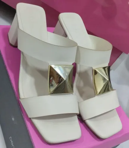 Salto bloco n?38<br>Offwhite<br>Usado<br>R$50,00