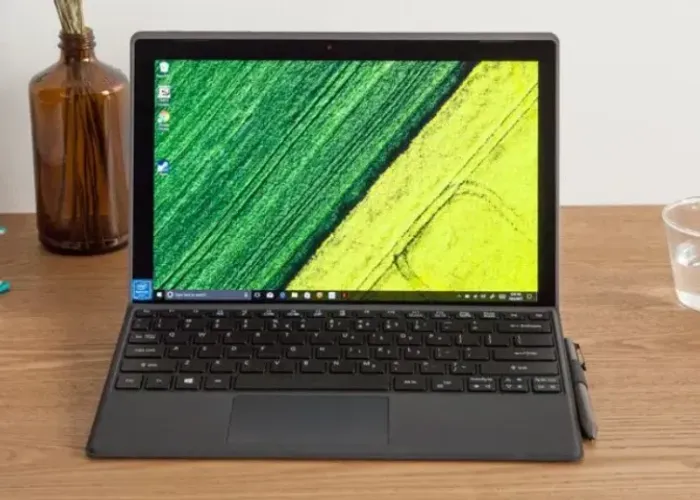 Notebook Acer Switch 3 2?in?1 em ótimo estado de conservação.