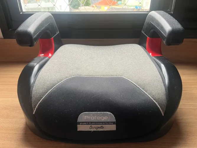 Assento Elevatório Burigotto Protege - Grupos II e III | 15 a 36kg