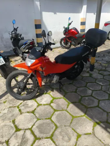 Vendo pop 110i vermelha pra vender sem choro.