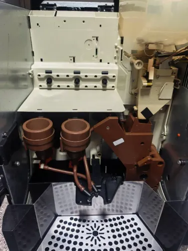Assistência técnica de máquinas de café ,saeco , gaggia,jura, delongui, Bianchi, Nescafé