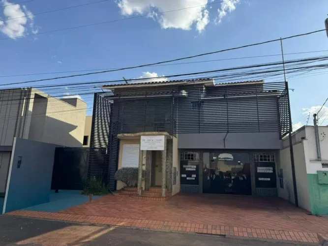 Ponto comercial disponível para locação, na avenida José walter, Ideal para escritório, ót