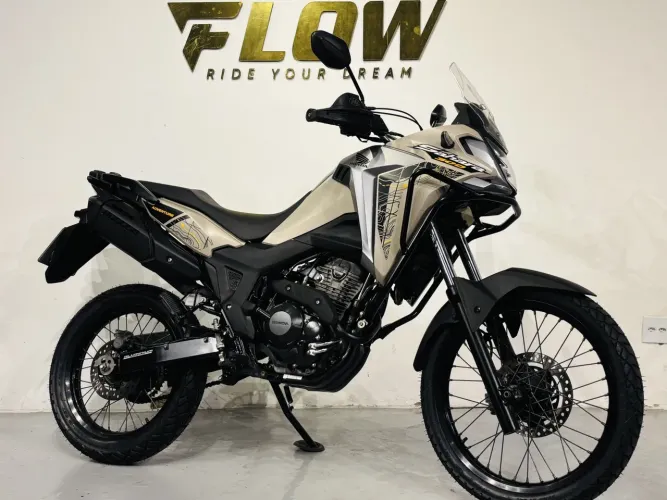 Honda Xre 300 sahara adventure 2025