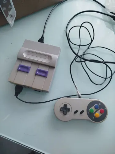 Vendo um super Nintendo com mais de 300 jogos