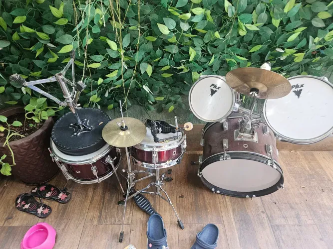 Bateria infantil