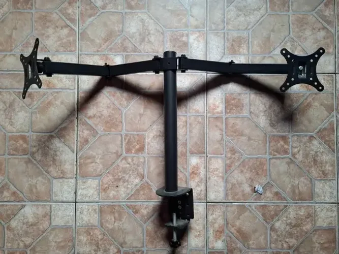 Suporte de Dois Monitores 10" até 32" Polegadas 2 Monitores Suspensos Com Garra Prender