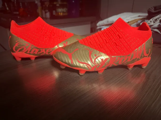 Chuteira PUMA Future Z 1.1 Creativity Neymar Júnior