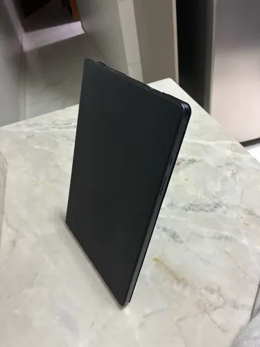 Tablet novo com caixa