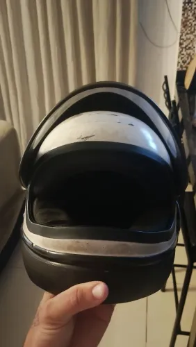 CAPACETE
