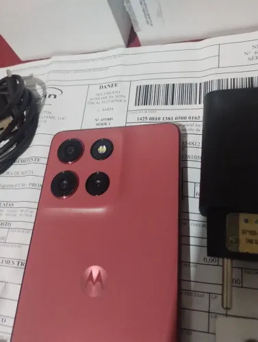 Motorola moto G 86 de 256 gigas todo original sem trinco e sem defeito novo 5 mês de uso 