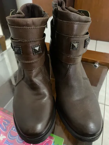 Bota Constance