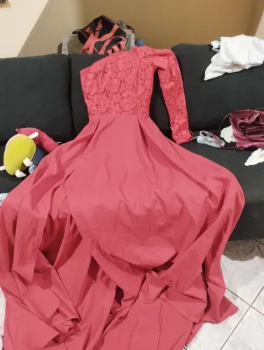 Vendo vestido longo vermelho