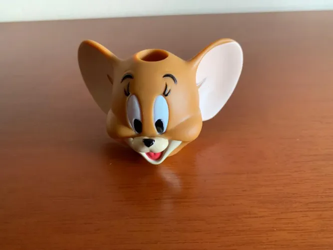 Tampa de garrafa tom e jerry