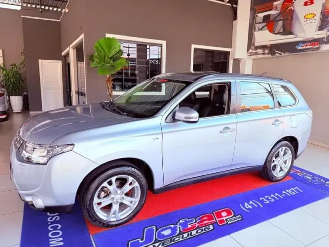 Mitsubishi Outlander 3.0/ GT 3.0 V6 Aut. 2015