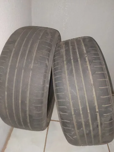 Vendo pneu 225/50/18