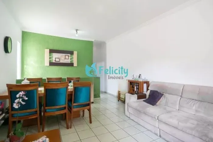 Sobrado com 4 dorms, 1 vaga, 250m2 no Jardim Líbano