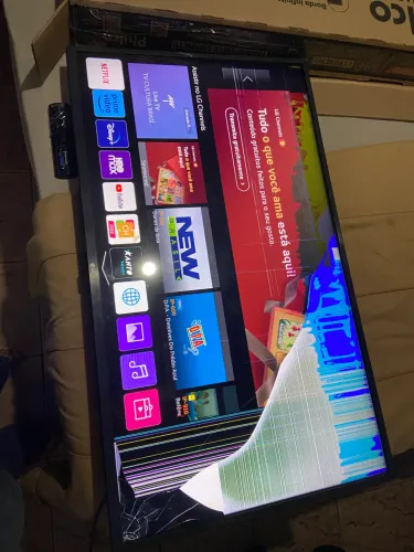 Televisão LG smart 43? com defeito na tela