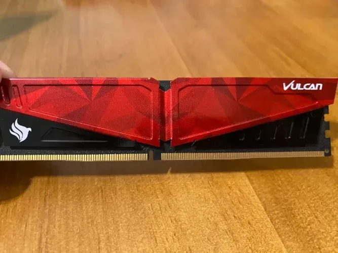 Memória Ram Teamgroup T-Force Vulcan 8gb 3000mhz DDR4