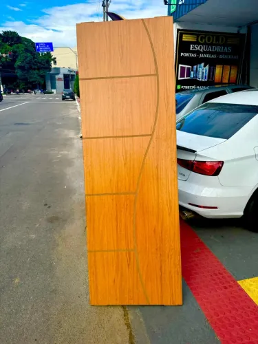 PORTA FRISADA S ENCERADA 60CM, 70CM OU 80CM - ULTIMA OPORTUNIDADE ?