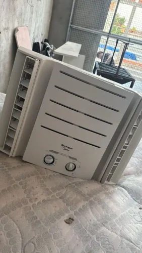 Ar Condicionado 7500 BTUs 110 volts Spriger Midea Funcionando perfeitamente ENTREGO