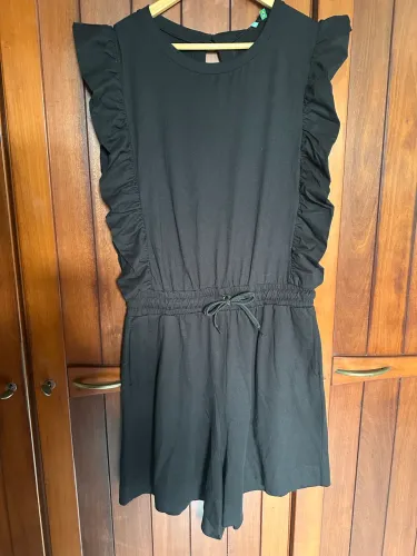 Macacão farm veste 44