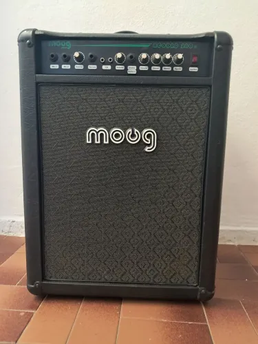 Caixa multiuso Moug Accord 280 (amplificador/caixa para voz e instrumentos)