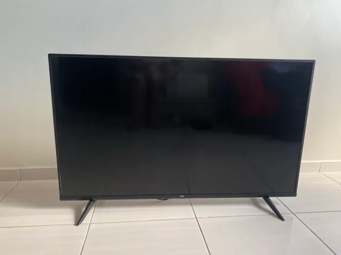 Smart Tv TCL - para conserto (detalhes a baixo)