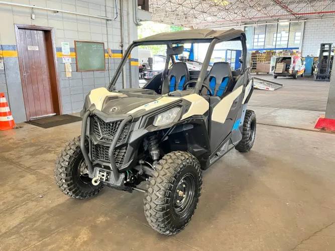 Can-AM Maverick Trail Base 1000R.