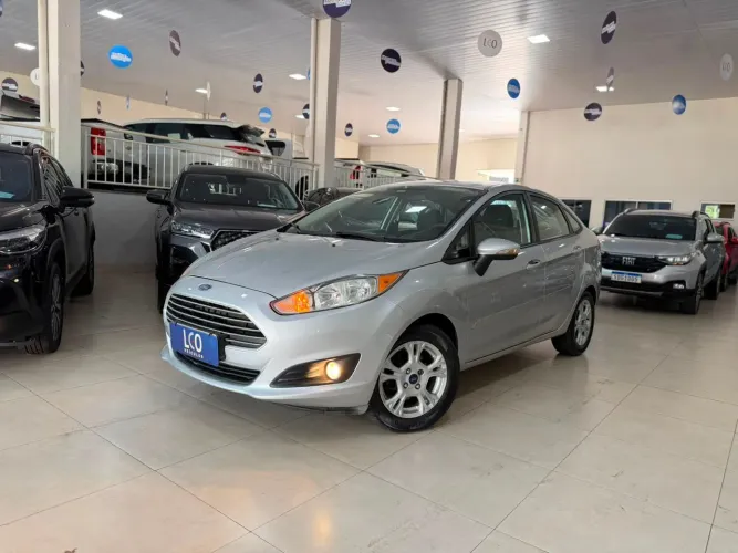 Ford Fiesta 1.6 16V Flex Aut. 5P 2014