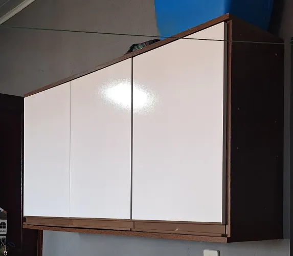 ARMÁRIO SUSPENSO 3 PORTAS -MDF
