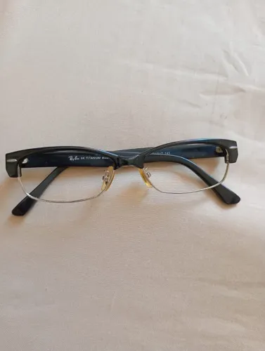 Armação grau titanium Rayban original