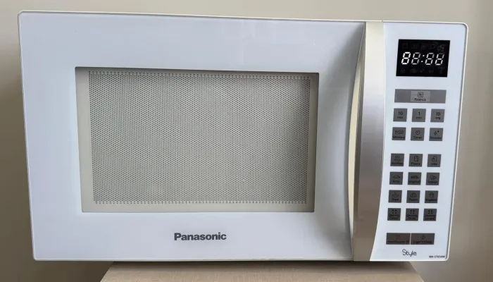 Microondas Style 32 Litros Panasonic Branco NNST65HW