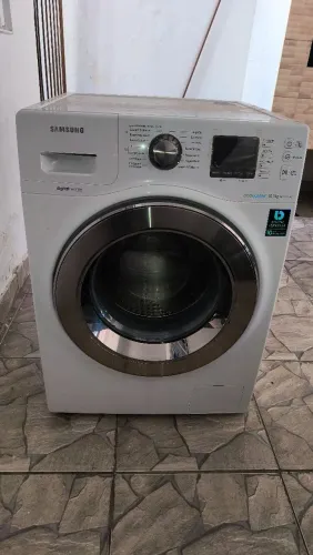 Máquina debar