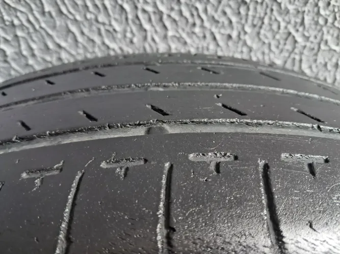 Pneu 185/65/R15