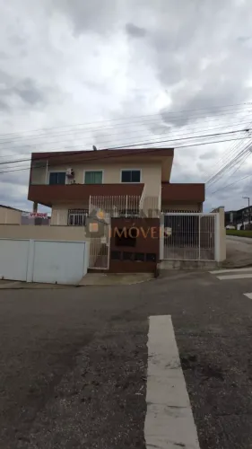 CASA COMERCIAL NA AV DAS TORRES COM 5 APARTAMENTOS