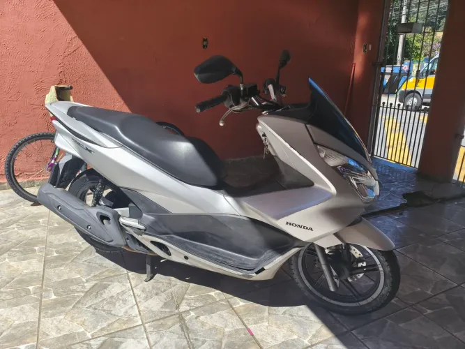 Vende se PCX 2018