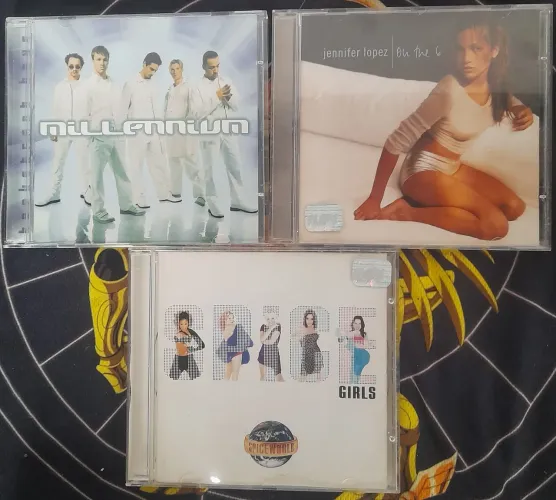 Cds Backstreet Boys,Jennifer Lopez e Spice Girls 