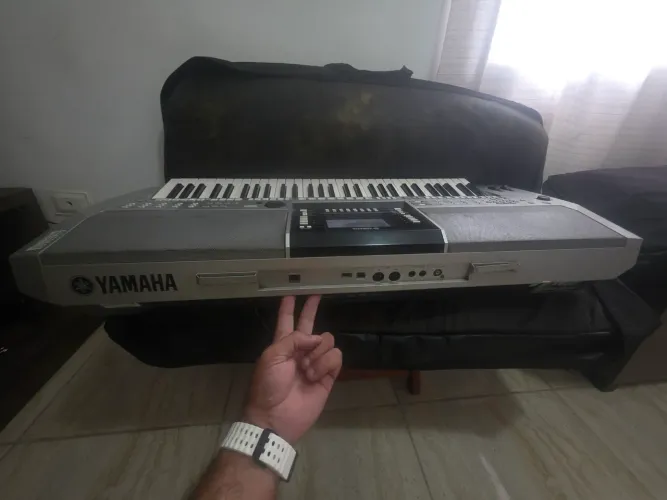 Vende - Se Teclado Yamaha  PSR - S910