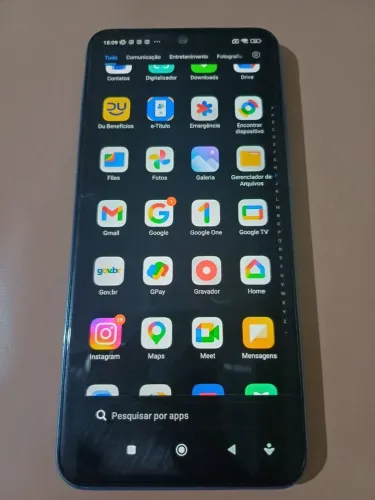 Celular semi novo