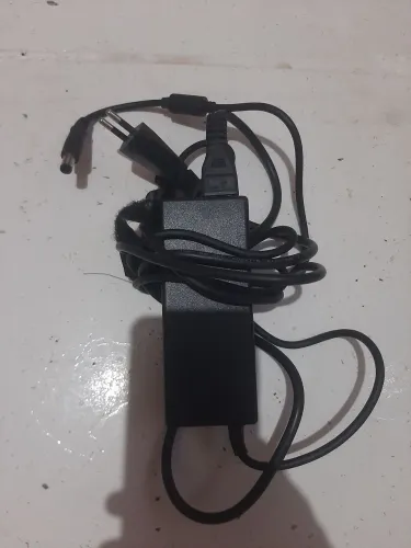 Vendo carregador original do notebook del