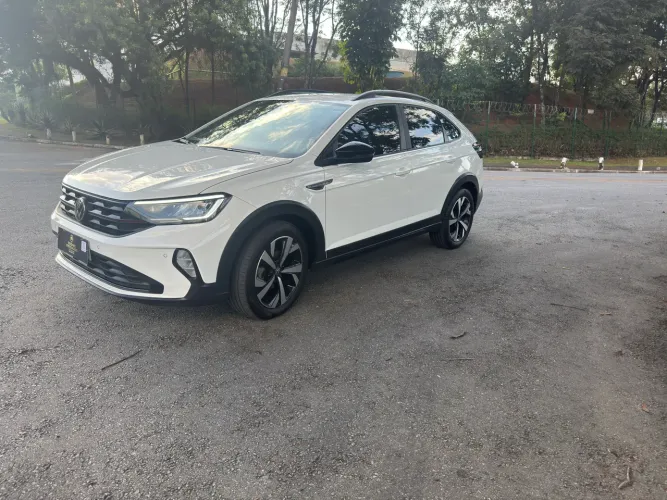 Volkswagen Nivus Highline 1.0 200 TSI Flex AUT 2023
