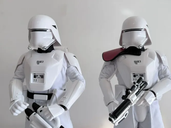 Hot Toys First Order Snowtrooper Set (2 figures) - MMS323